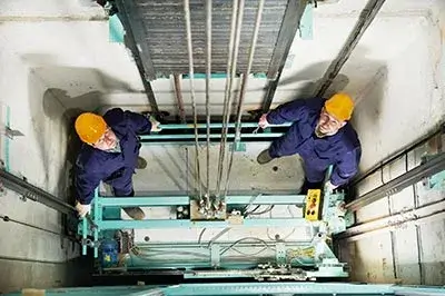 elevator-amc-services-1479451119-2571830